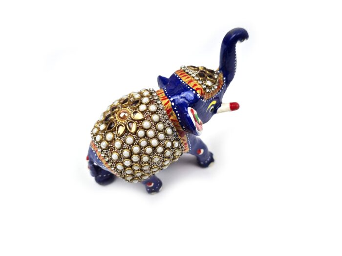 Elefante de metal esmaltado com técnica cloisonné azul com pérolas e pedras