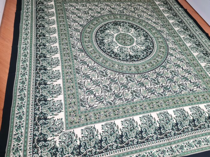 20260202_155351 Colcha indiana ou painel decorativo Mandala Paisley preto bege e verde 2,40m