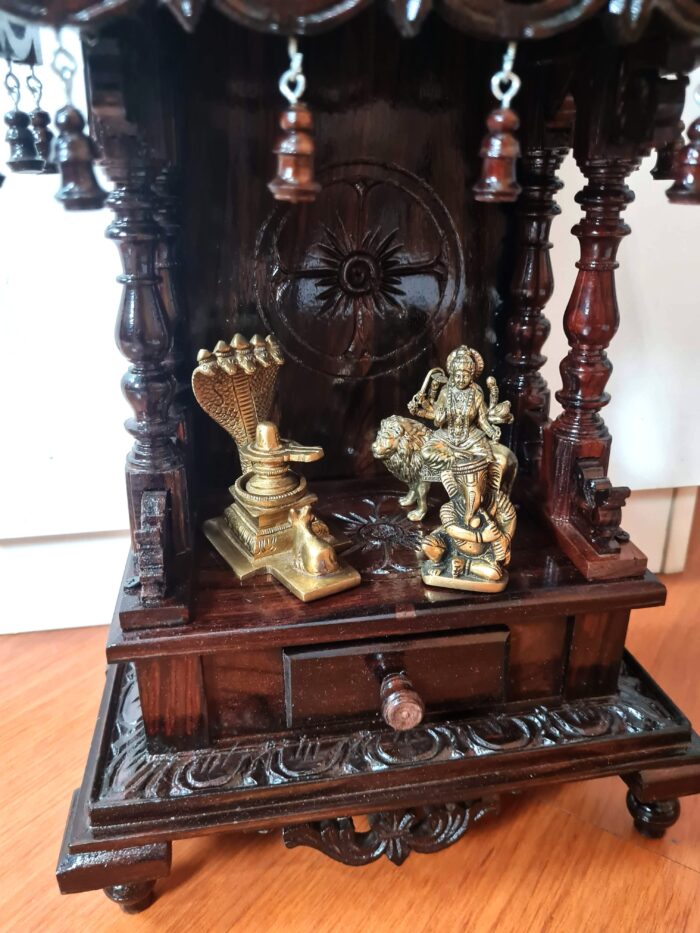 Templo hindu artesanal em madeira Rosewood Ganesh
