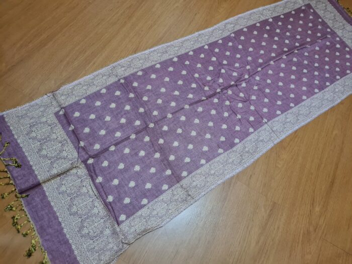 Echarpe indiana algodão com viscose dupla face de arabescos uva claro e creme