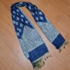 Echarpe indiana algodão com viscose dupla face de arabescos marinho e creme