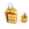 20260328_164434 Jannat e Firdaus (Uma mistura suave e fresca de ylang-ylang, neroli e limão em óleo de sândalo). Na língua árabe, a palavra Jannat significa céu, enquanto Firdaus significa jardim. Jannatul Firdaus significa a fragrância do jardim do céu. Sua fragrância é cítrica fresca e levemente doce. Esta é uma fragrância muito popular na Índia.
