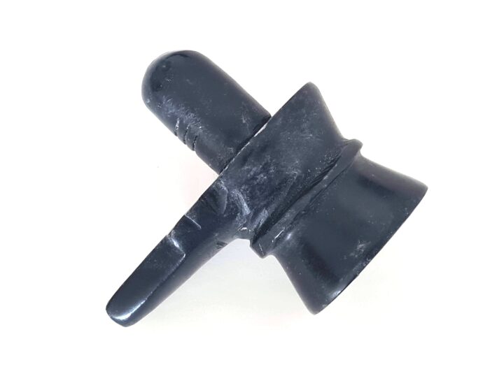 Shiva Lingam objeto de adoração ao Senhor Shiva mármore preto 8cm