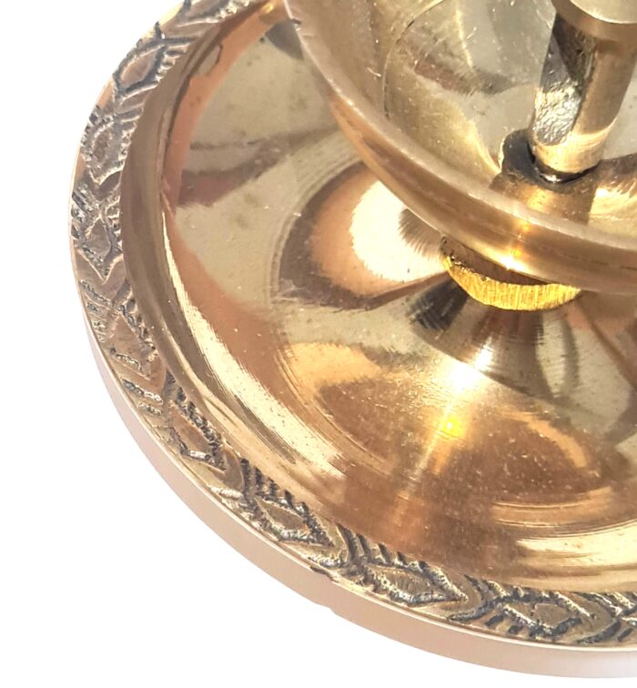 Lamparina indiana Diya de metal dourado design taça com alça