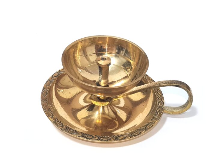 Lamparina indiana Diya de metal dourado design taça com alça