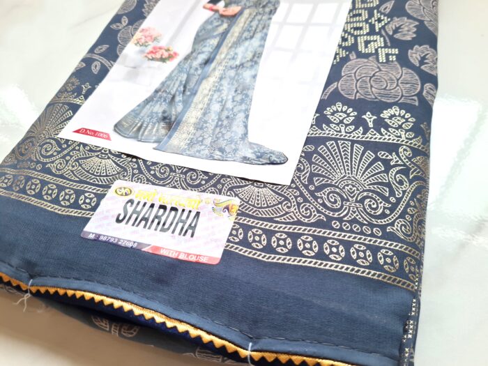 Saree indiano estamparia floral com arabescos em cinza e dourado