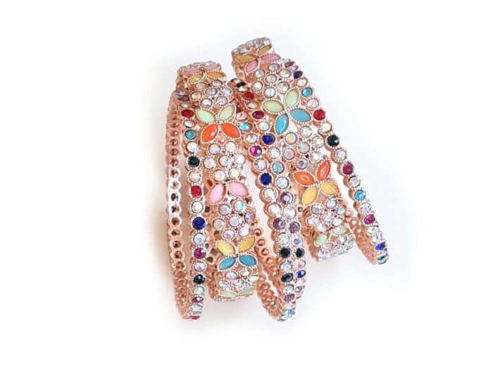 Conjunto de 6 pulseiras indianas com pedrarias Jardim de Basant