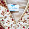 20260506_155935 Sherwani Indiano Luxo Creme com Bordados Zari, Pedrarias, Dupatta e Churidar