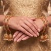 Conjunto de 4 Bangles indianas design Jhumka com pedrarias Apsara