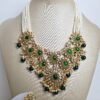 Conjunto completo de semi joia indiana para festas Parvati Green