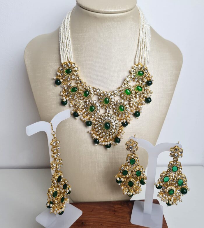 Conjunto completo de semi joia indiana para festas Parvati Green