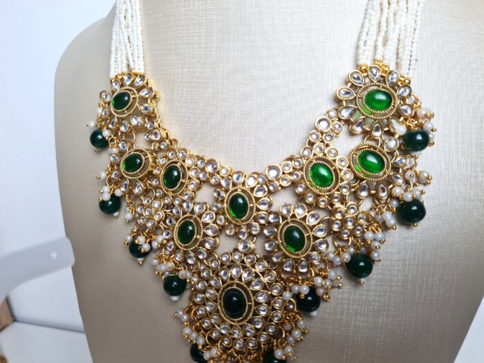 Conjunto completo de semi joia indiana para festas Parvati Green