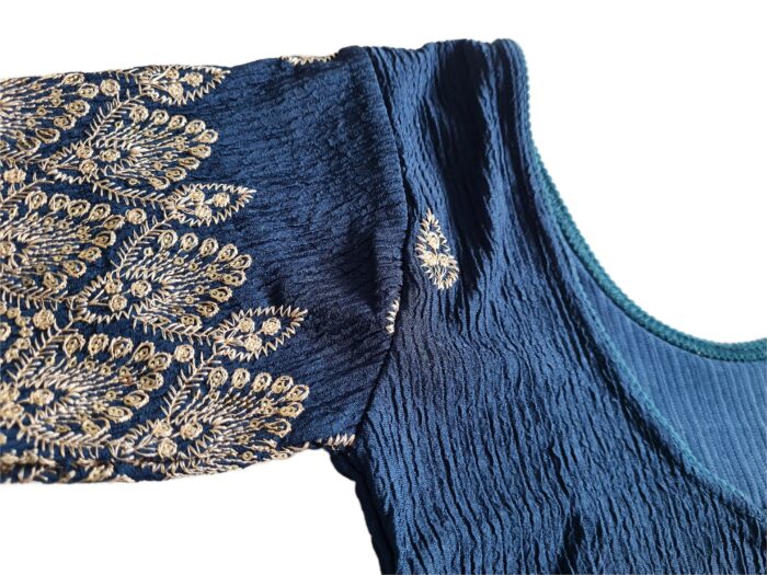 Choli blusinha para usar com saree em azul bordado