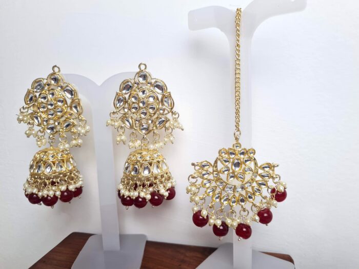 20260529_184710 Conjunto para festas indianas de brinco Jhumka com tikka bordô