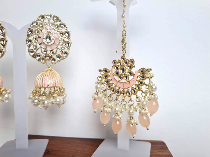20260529_185451 Conjunto para festas indianas de brinco Jhumka com tikka rose pêssego