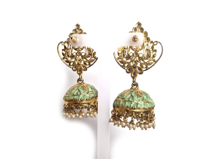 brinco indiano dourado Jhumka, verde e dourado