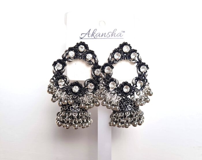 Brinco indiano prateado Jhumka guirlanda de flores em strass