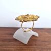 Anel indiano de festa dourado e rosa design floral com pedras âmbar