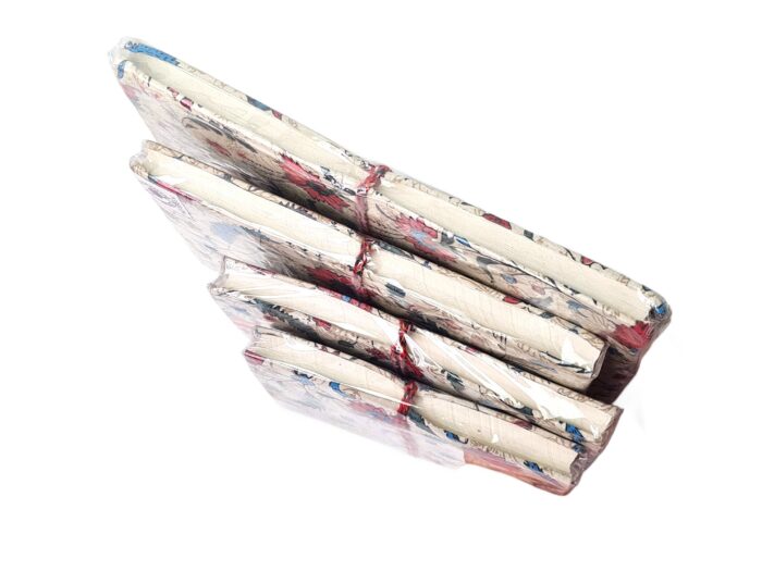 Kit com 4 cadernos indianos artesanais estampa floral de tecido