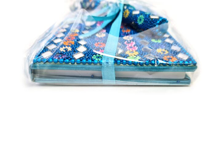 Kit de caderno e caneta indianos de miçangas azul turquesa