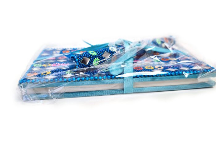 Kit de caderno e caneta indianos de miçangas azul turquesa