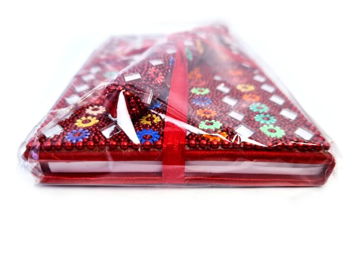 Kit de caderno e caneta indianos de miçangas vermelhas
