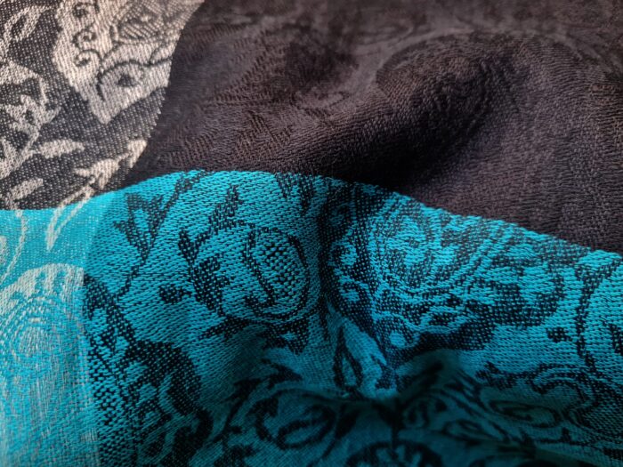 Pashimina indiana de cashmere estampa em preto e azul