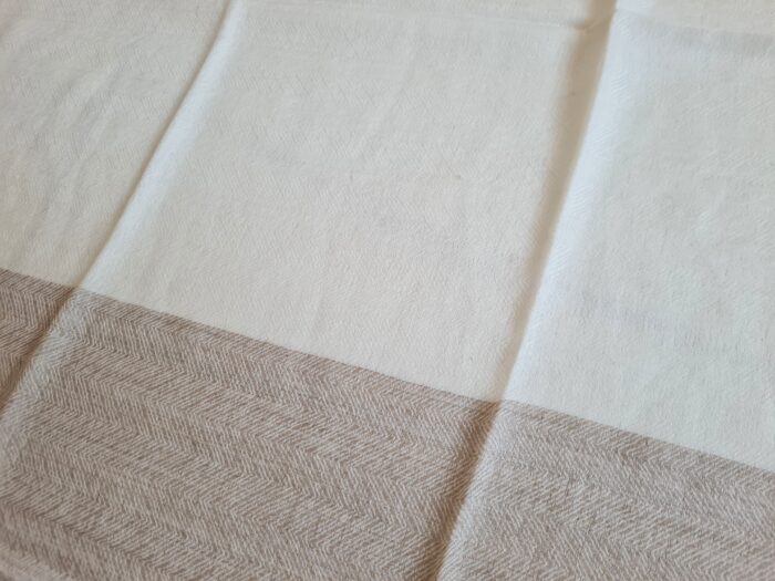 Pashimina indiana de cashmere estampa chevron adamascada tons de nude