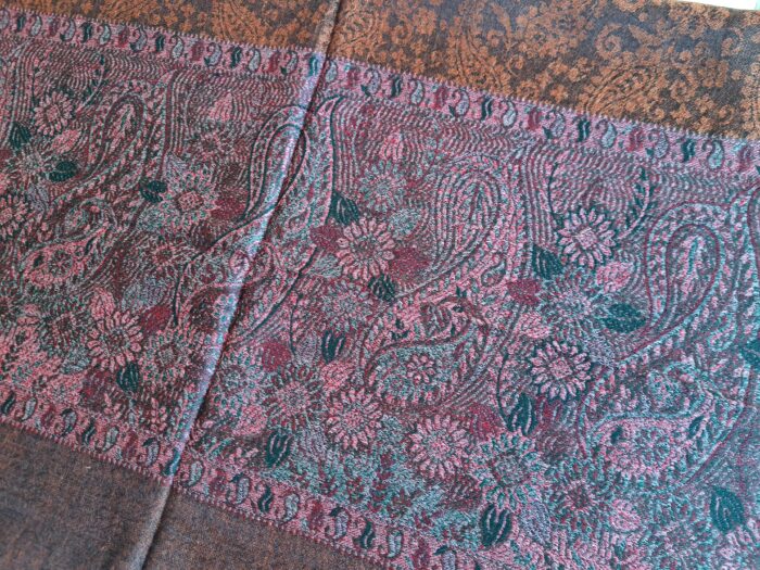 Pashimina indiana de cashmere estampa marrom ferrugem