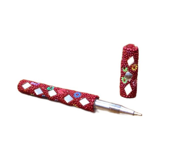 caneta vermelha de miçangas da Índia