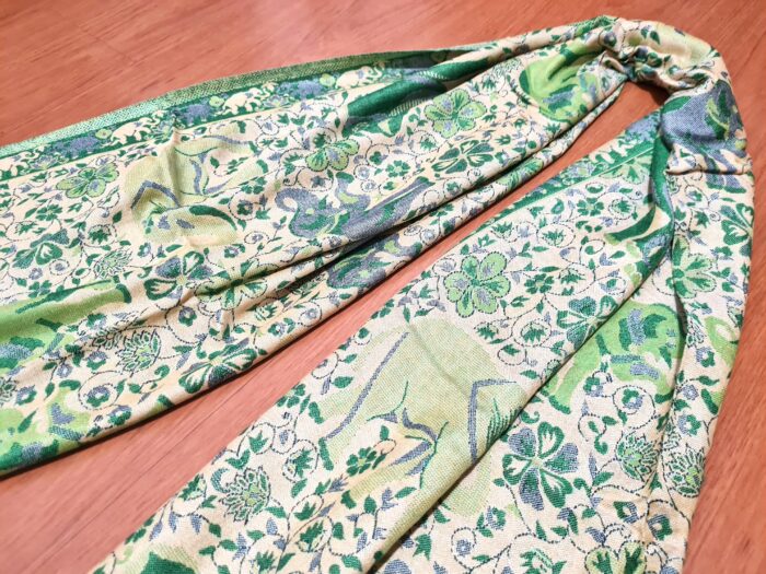 Lenço indiano dupla face clássico estampa de elefantes verde e creme