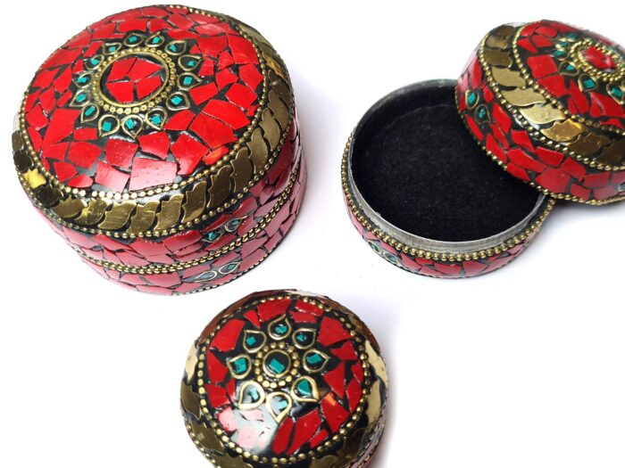 Conjunto de 3 potes artesanais indianos mosaico de pedras coral