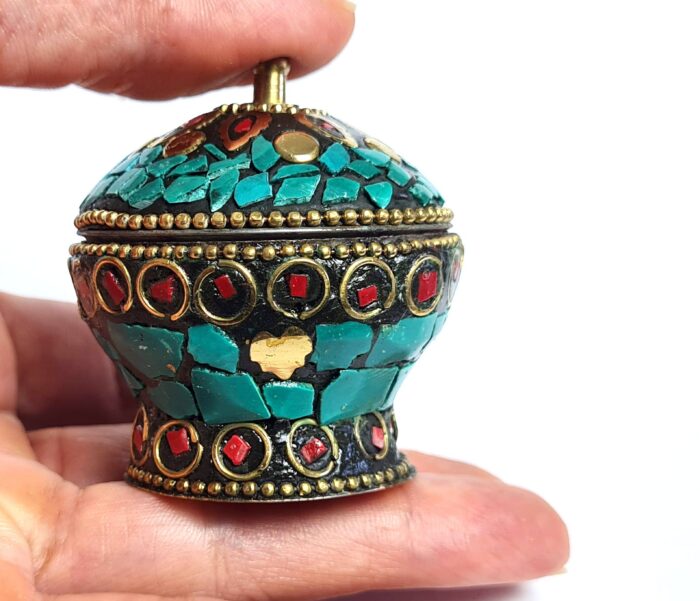 Potinho ou porta joias indiano com pedras naturais turquesa