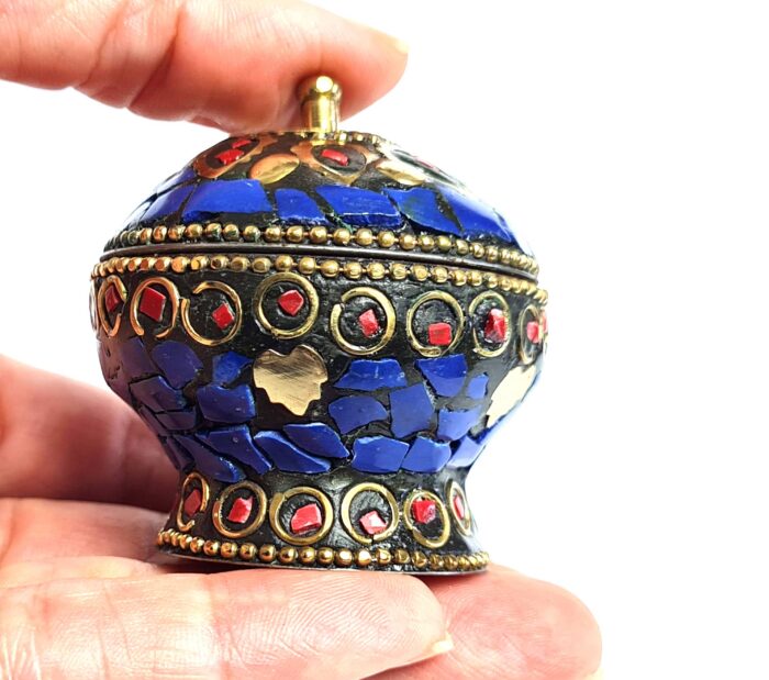 Potinho ou porta joias indiano com pedras naturais Lapis Lazuli