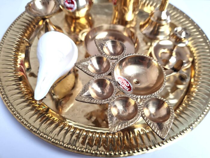 20260805_121815 Pooja Thali prato para Puja com 10 peças 28cm