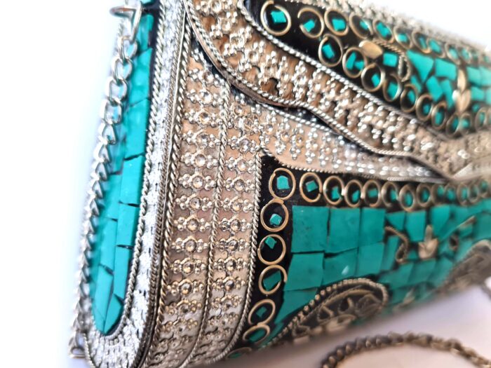 Bolsa indiana de metal mosaico de pedras naturais turquesa