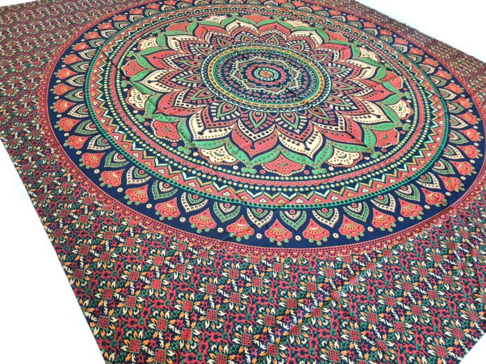 Panô indiano de algodão estampa de mandala tons de coral e verde 2,40m