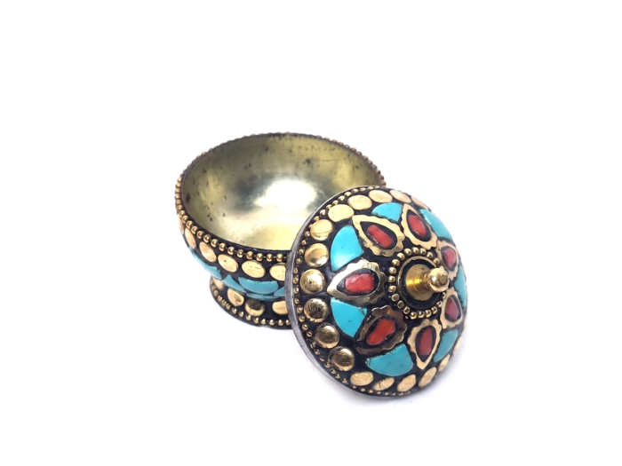 Potinho de metal ou porta joias indiano com pedras naturais Turquesa