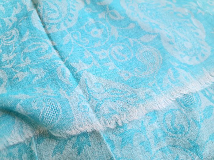 Pashmina indiana de Cashmere azul paisleys adamascado