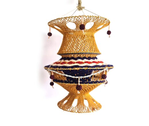 Lanterna Akash Kandil em macramê para Diwali mostarda e color com rudrakshas 58cm