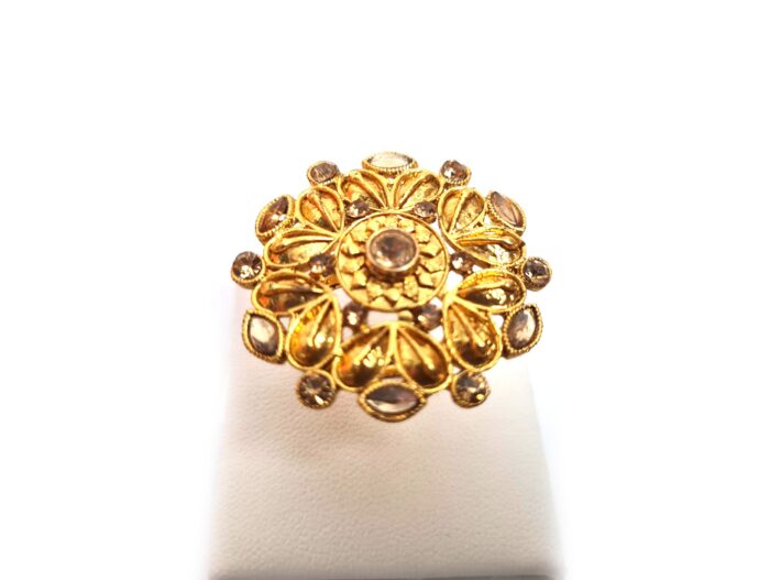 20260916_184523 anel indiano de festa dourado com pedras âmbar design floral