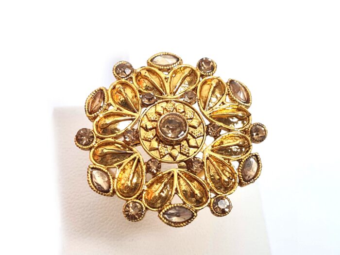 20260916_184527 Anel indiano de festa dourado design floral pedras cor âmbar