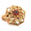 20260916_185344 Anel indiano de festa dourado design box floral com pedras verdes e rubis