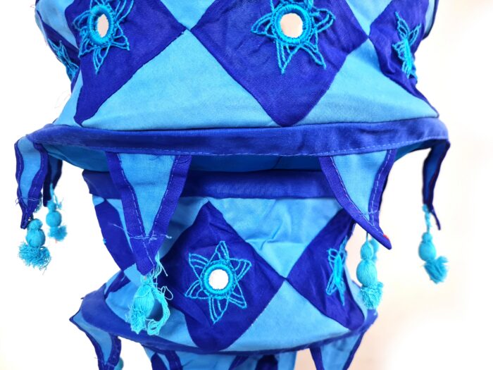 Lanterna Indiana Diwali (Akash Kandil) com espelhos e tassels azul