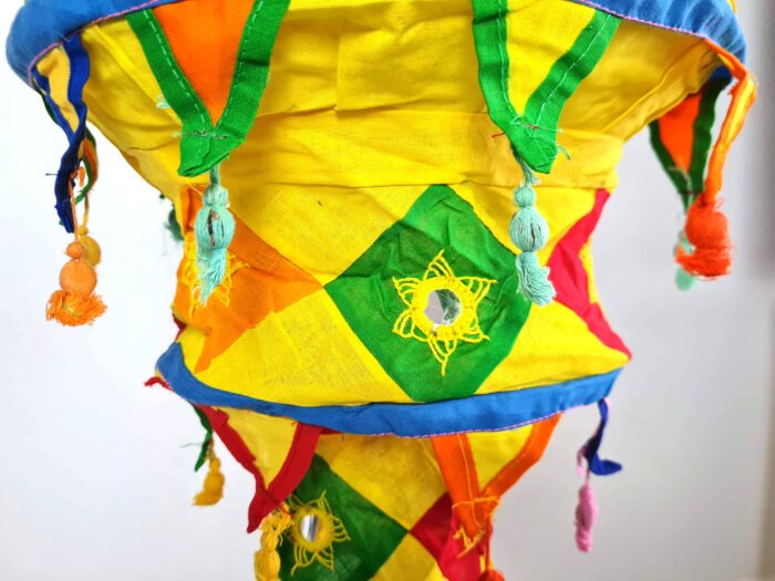 Lanterna Indiana Diwali (Akash Kandil) com espelhos e tassels colorido